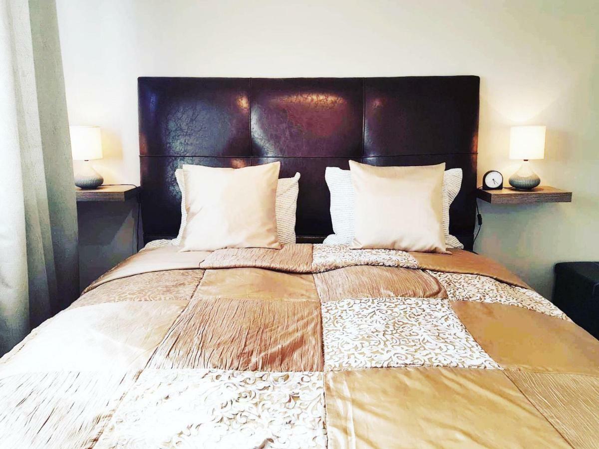 Akureyri Central Rooms 外观 照片